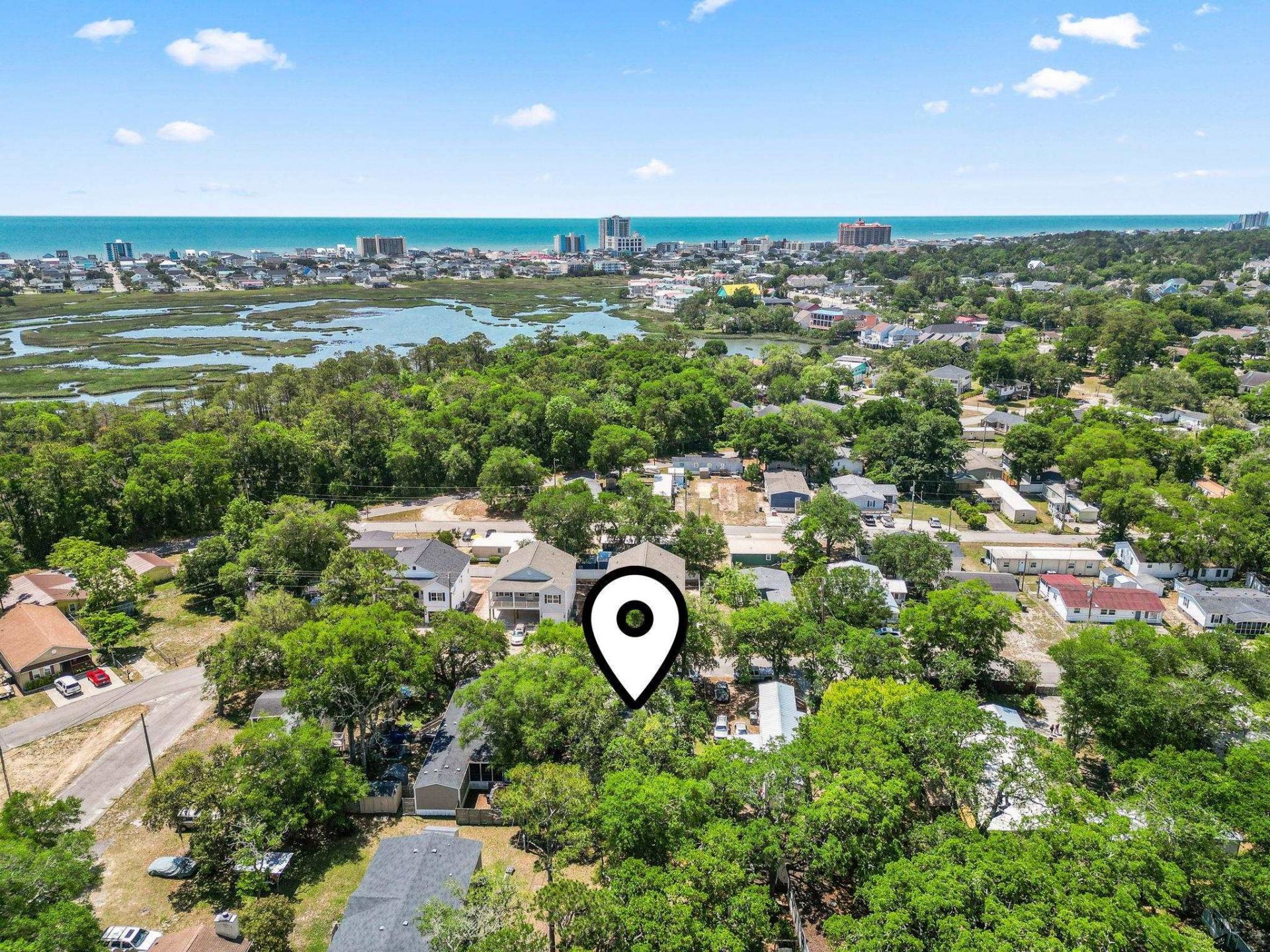 2425 Park St.  Photo 4