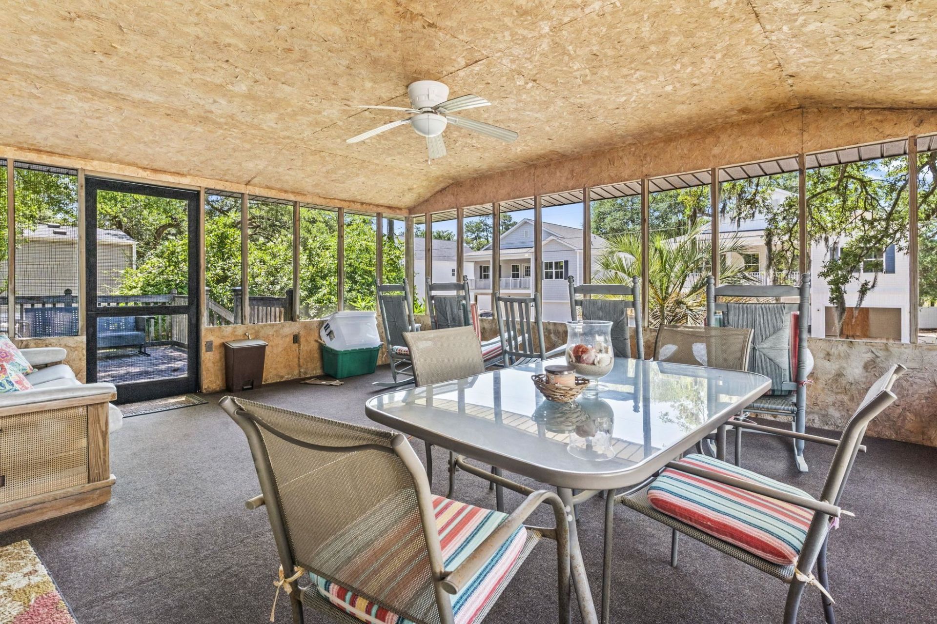 2425 Park St.  Photo 9