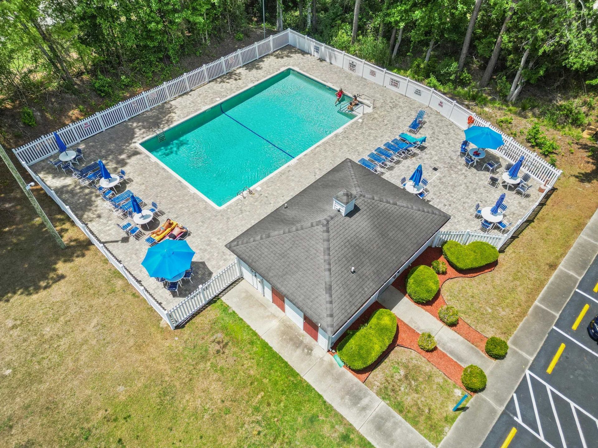 525 Joy Way Ct. Photo 32