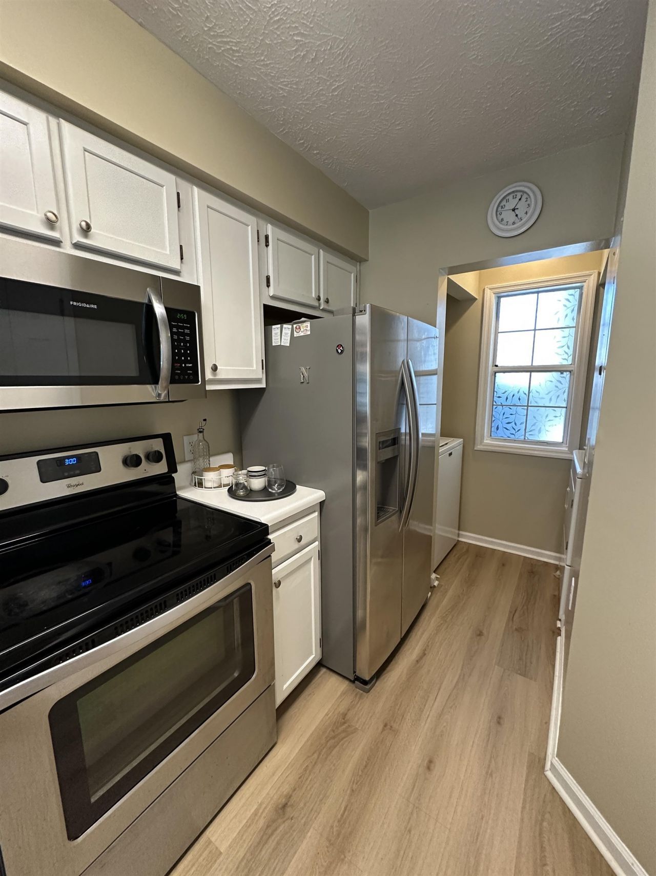 553 White River Dr.  Photo 12