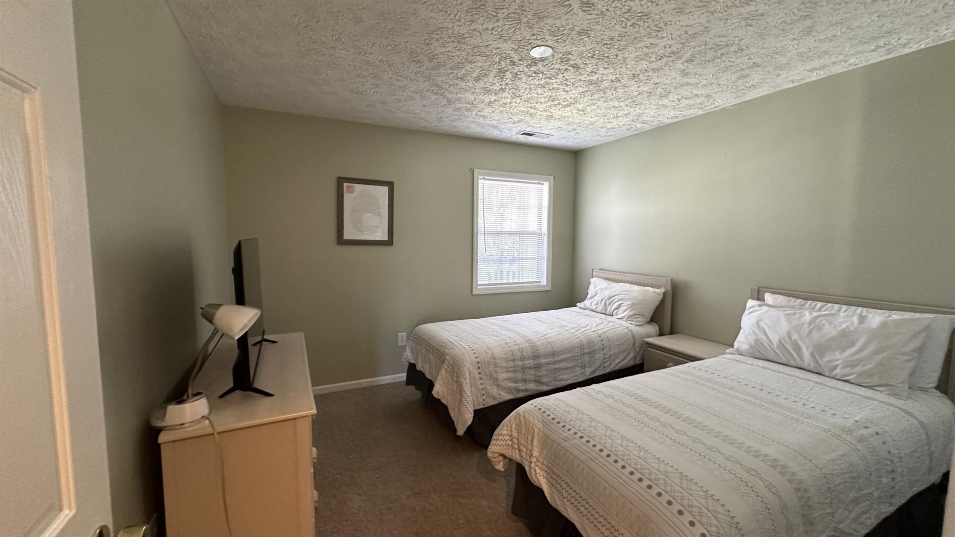 553 White River Dr.  Photo 18