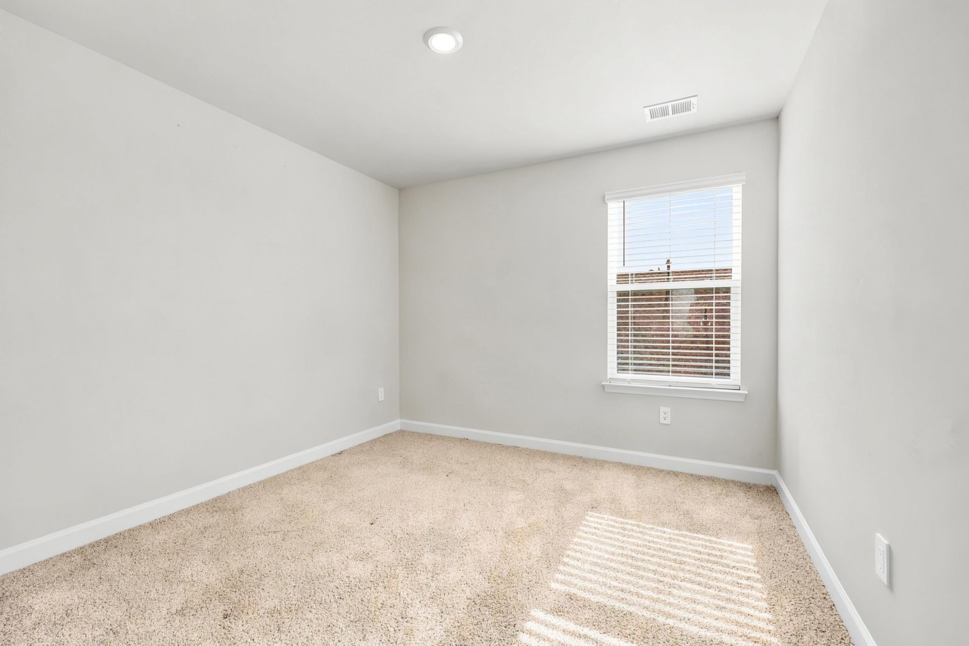 4320 Falls Oaks St. Photo 28