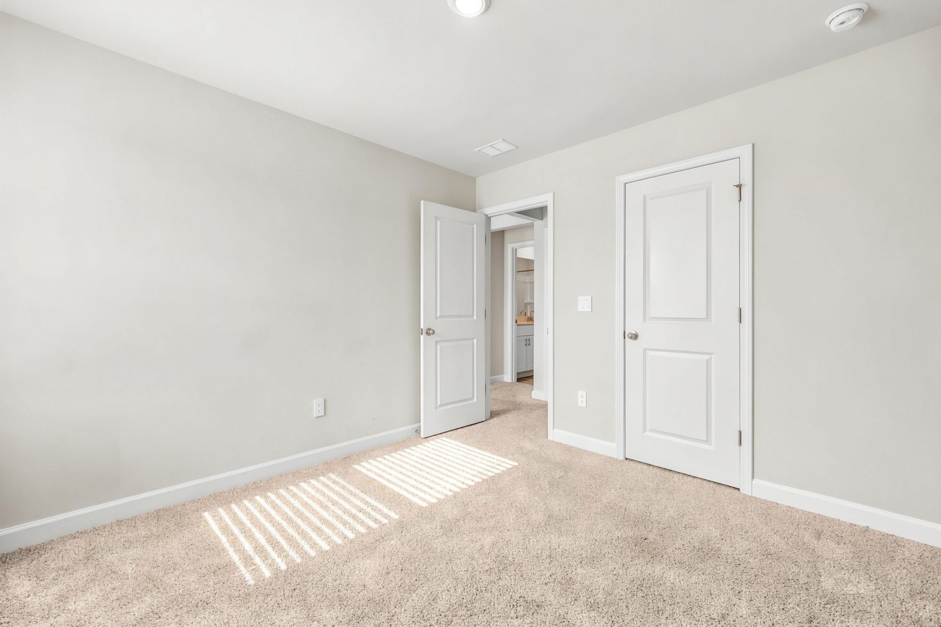 4320 Falls Oaks St. Photo 29