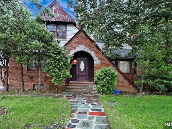 4-21 Saddle River, FAIRLAWN, NJ 07410