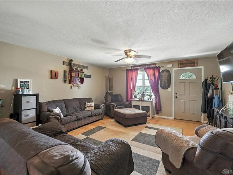 204 Ivy Creek Cove, Jamestown, OH 45335 Photo 6