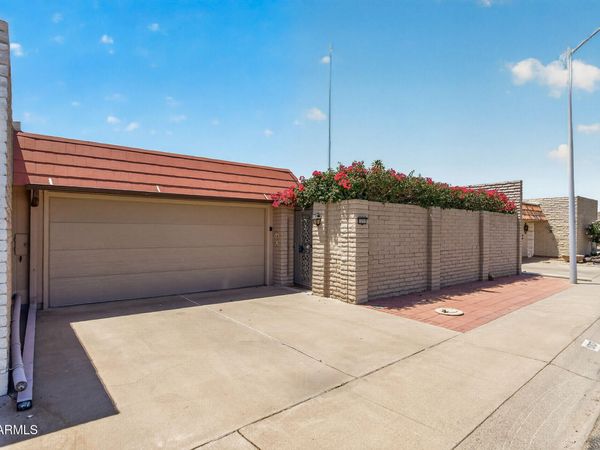 10707 W CAMEO Drive, Sun City, AZ 85351