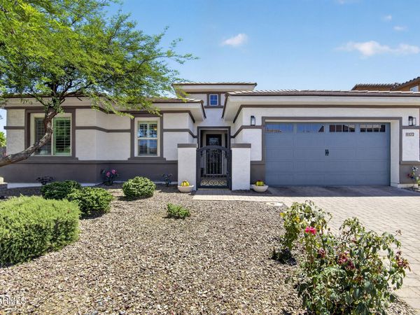 1177 E KINGBIRD Drive, Gilbert, AZ 85297