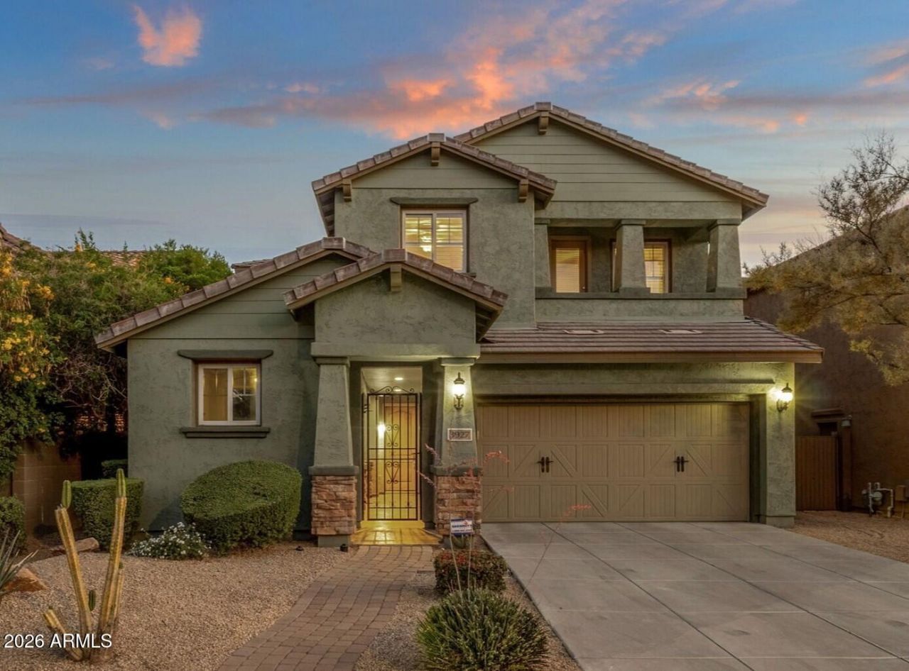 3927 E Waller Lane, Phoenix, AZ 85050 Main Photo