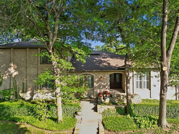 9206 Club Glen Drive , Dallas, TX 75243