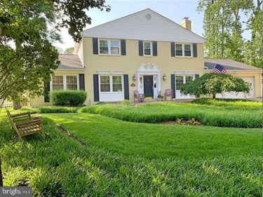 7327 YATES COURT, MCLEAN, VA 22101
