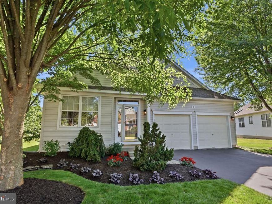 8 Tupelo Lane, Langhorne, PA 19047 Main Photo
