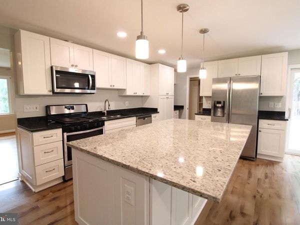 3817 CHANEL ROAD , ANNANDALE, VA 22003