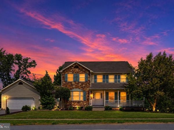 1035 COUNTRY CLUB ROAD , CAMP HILL, PA 17011