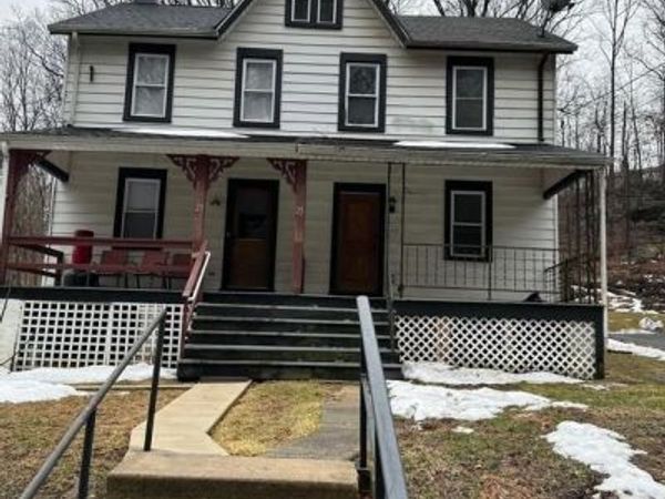 25 WOODLAND AVENUE , COATESVILLE, PA 19320