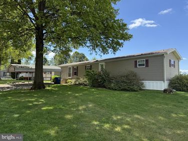 328 GRUBB DRIVE, ELVERSON, PA 19520