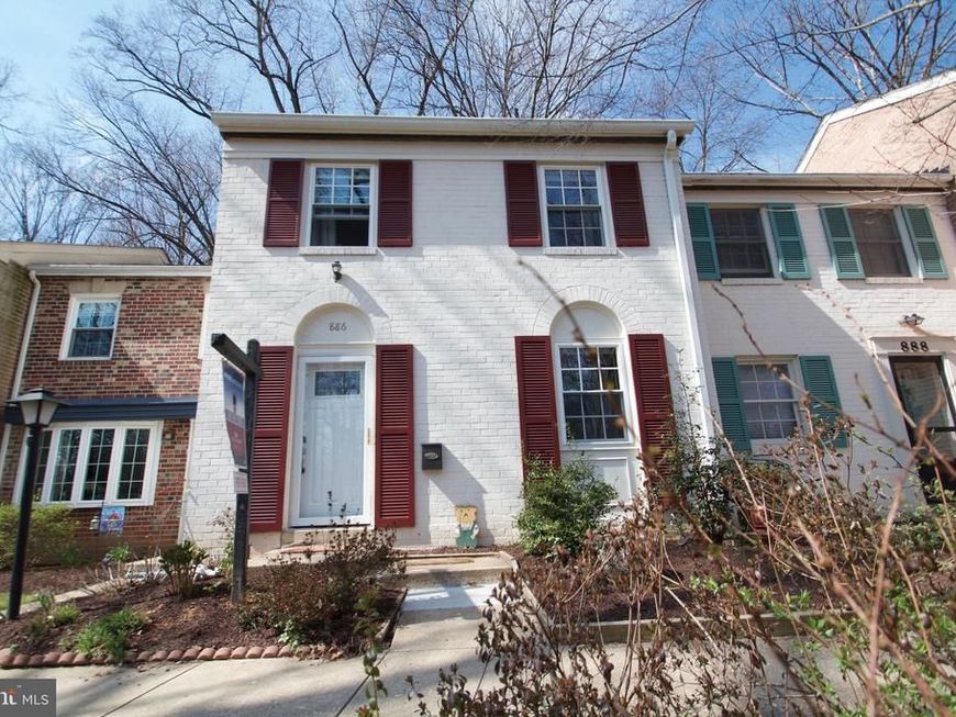 886 Azalea Drive, Unit 22-886, Rockville, MD 20850 Main Photo