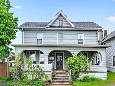 119 CALVERT STREET, JERSEY SHORE, PA 17740