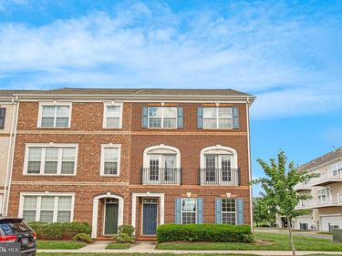 19454 XEROX DRIVE , LEESBURG, VA 20176