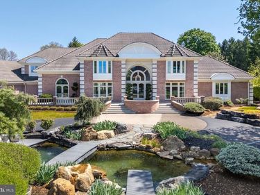 4250 RAYNESSA COURT , EASTON, PA 18045