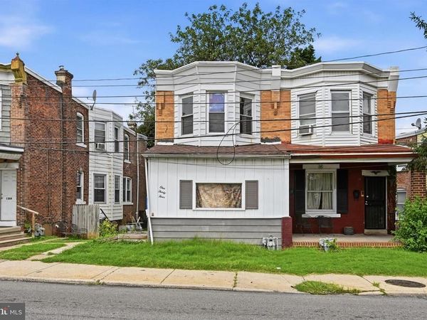 134 CHESTER PIKE, DARBY, PA 19023