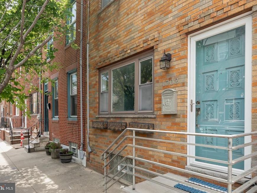 1702 S 11th Street, Philadelphia, PA 19148 Main Photo