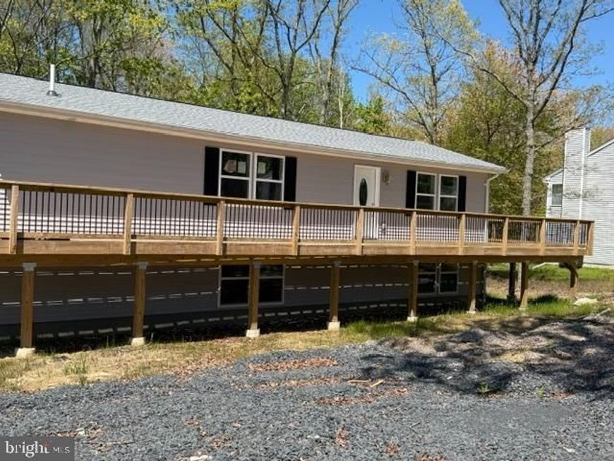 224 Kensington Dr , Lehman, PA 18324 Main Photo