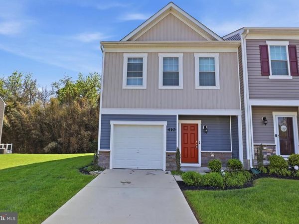 410 MAPLE RUN DRIVE, YORK, PA 17404