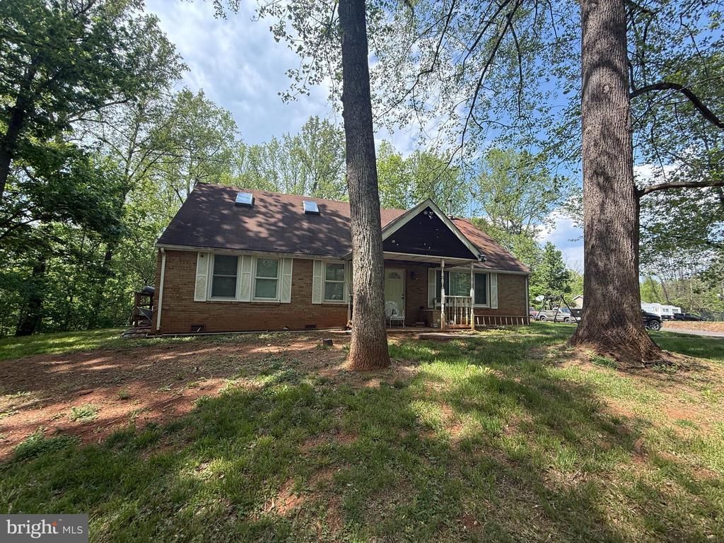 10392 MOUNT ZION CHURCH ROAD , BRANDY STATION, VA 22714