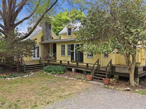 2674 FIVE POINTS ROAD , MARSHALL, VA 20115