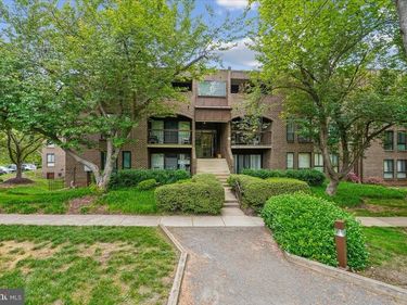 11256 CHESTNUT GROVE SQUARE, RESTON, VA 20190