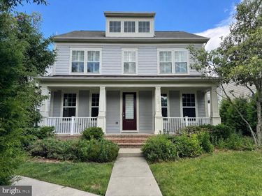102 PEARL STREET, HERNDON, VA 20170