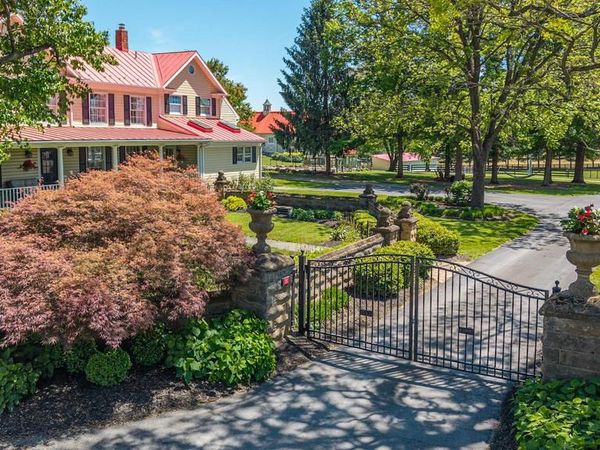 38527 RICKARD ROAD, LOVETTSVILLE, VA 20180