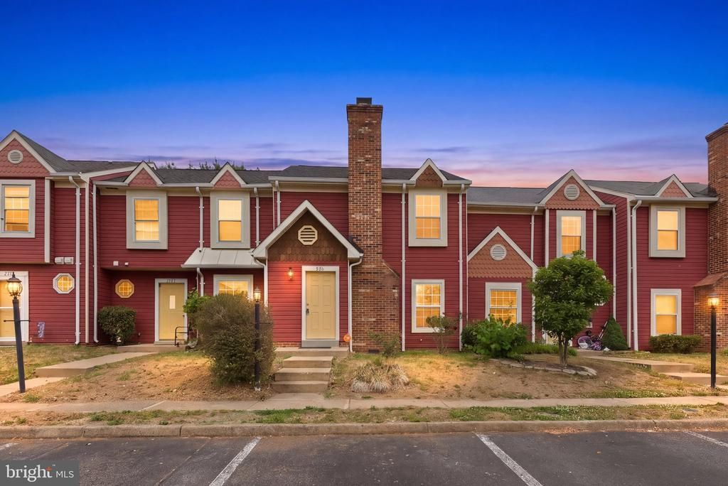 2216 Minnear Street, Fredericksburg, VA 22407 Main Photo