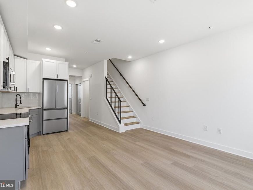 2123 N 9th Street , Unit 2, Philadelphia, PA 19122 Main Photo
