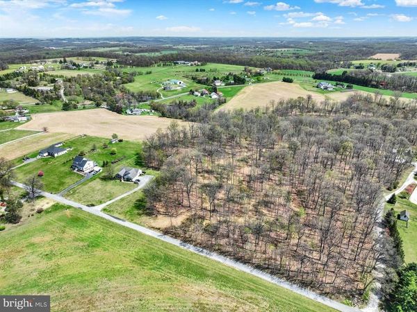 4192 EVERGREEN ROAD, FELTON, PA 17322