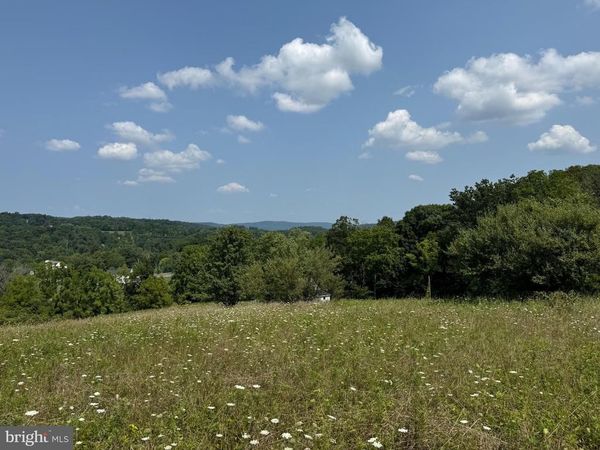 6596 CHESTNUT HILL CHURCH ROAD , COOPERSBURG, PA 18036