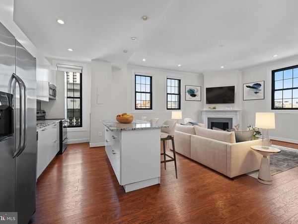 1 E CHASE STREET, Unit 305, BALTIMORE, MD 21202