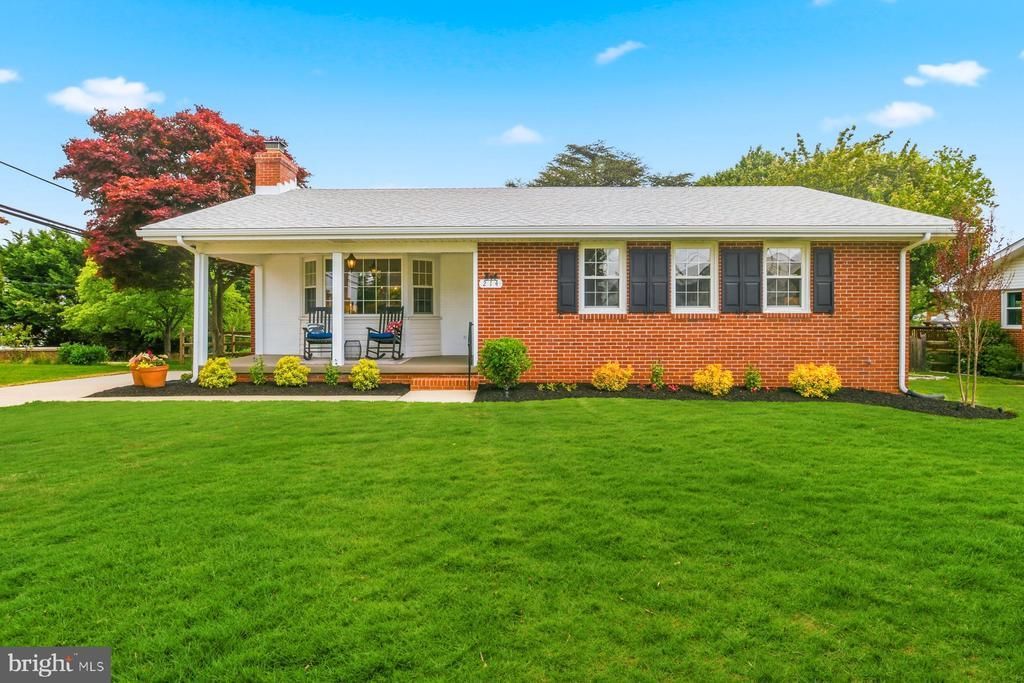 214 Chantrey Road, Lutherville Timonium, MD 21093 Main Photo