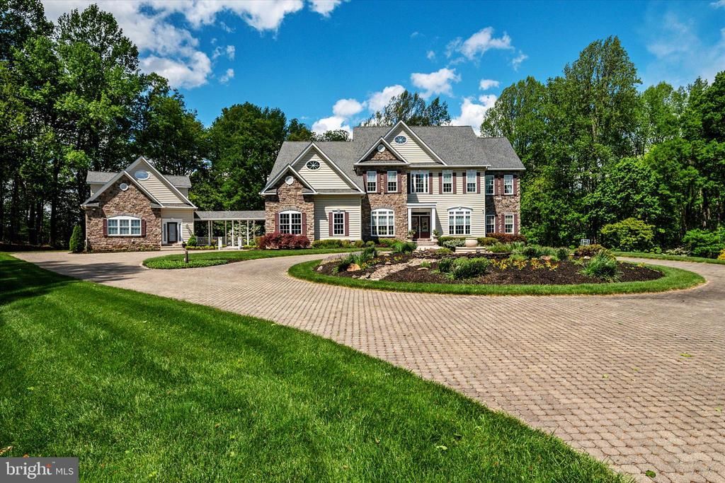 3740 LARKVIEW COURT , DUNKIRK, MD 20754