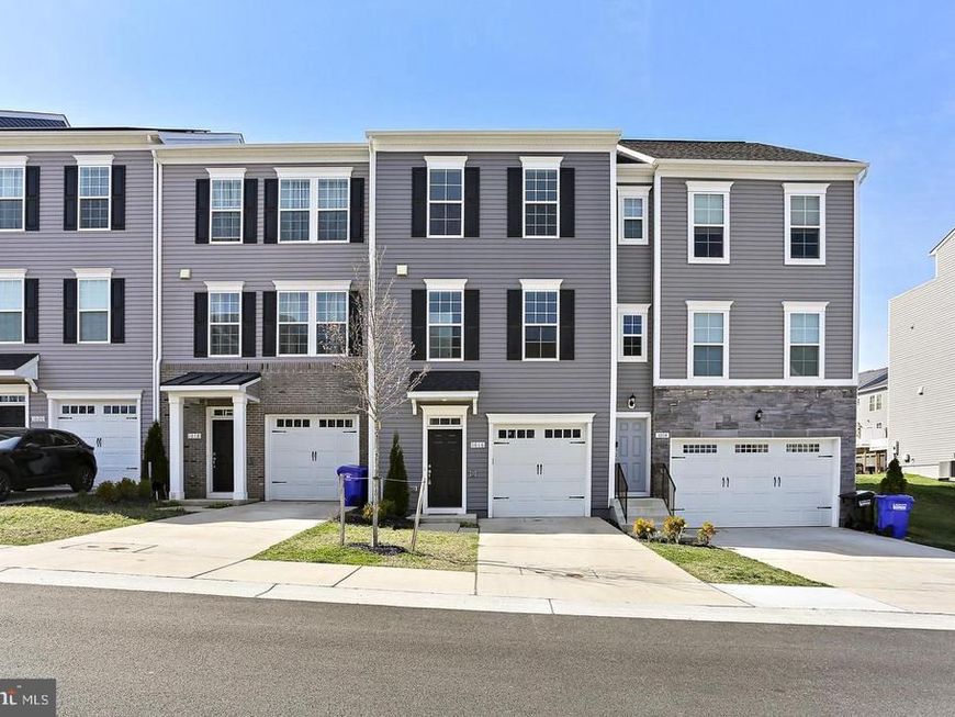 1016 Highpoint Trail, Laurel, MD 20707 Main Photo