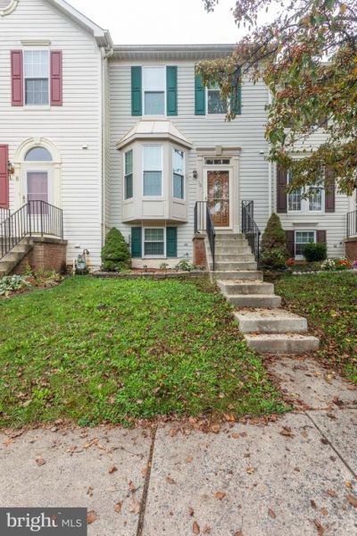 10 Blackfoot Ct, Middle River, MD 21220 Main Photo