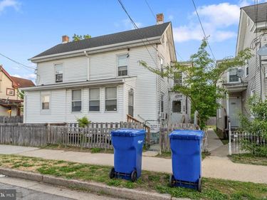 206 E OAK ST E E, MILLVILLE, NJ 08332