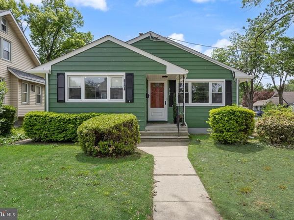 6104 WALNUT AVENUE , PENNSAUKEN, NJ 08109