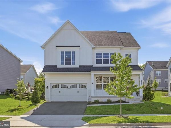 18003 LAKE FRONT CIRCLE , ROUND HILL, VA 20141