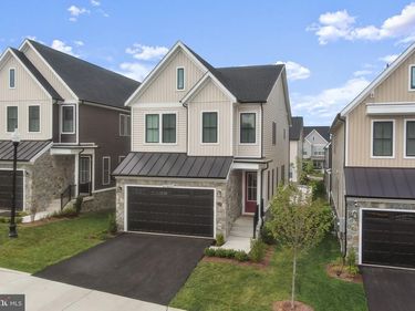 41800 MELLOWED IVORY PLACE , BRAMBLETON, VA 20148