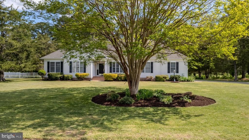 25392 CLUB CIRCLE , QUANTICO, MD 21856