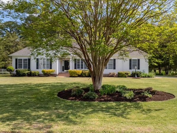 25392 CLUB CIRCLE , QUANTICO, MD 21856