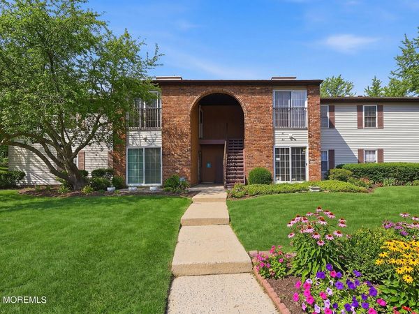 58 Frontier Way, Tinton Falls, NJ 07753