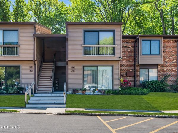 42 Manchester Court, Red Bank, NJ 07701
