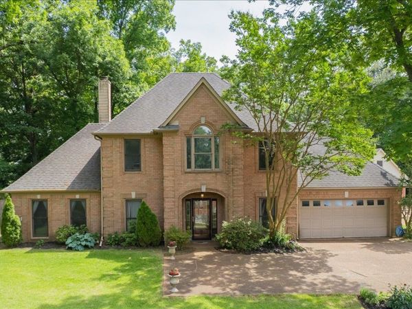 7733 SUNNY TRAIL DR, Bartlett, TN 38135